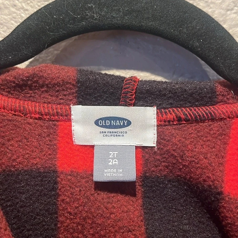 Old Navy Girl’s Buffalo Plaid Cape Poncho Size 2T